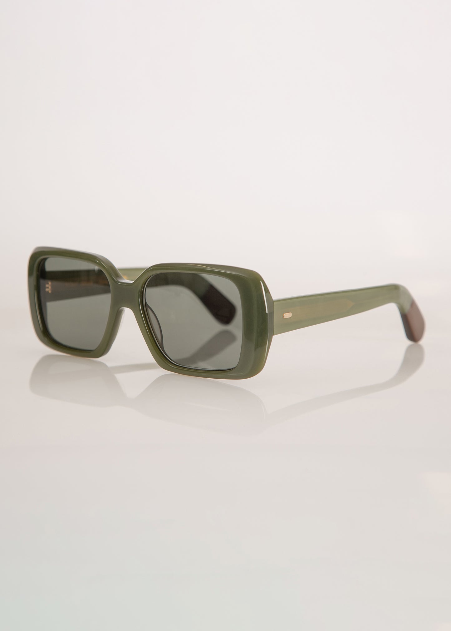 SCOUT SUNGLASSES / KHAKI