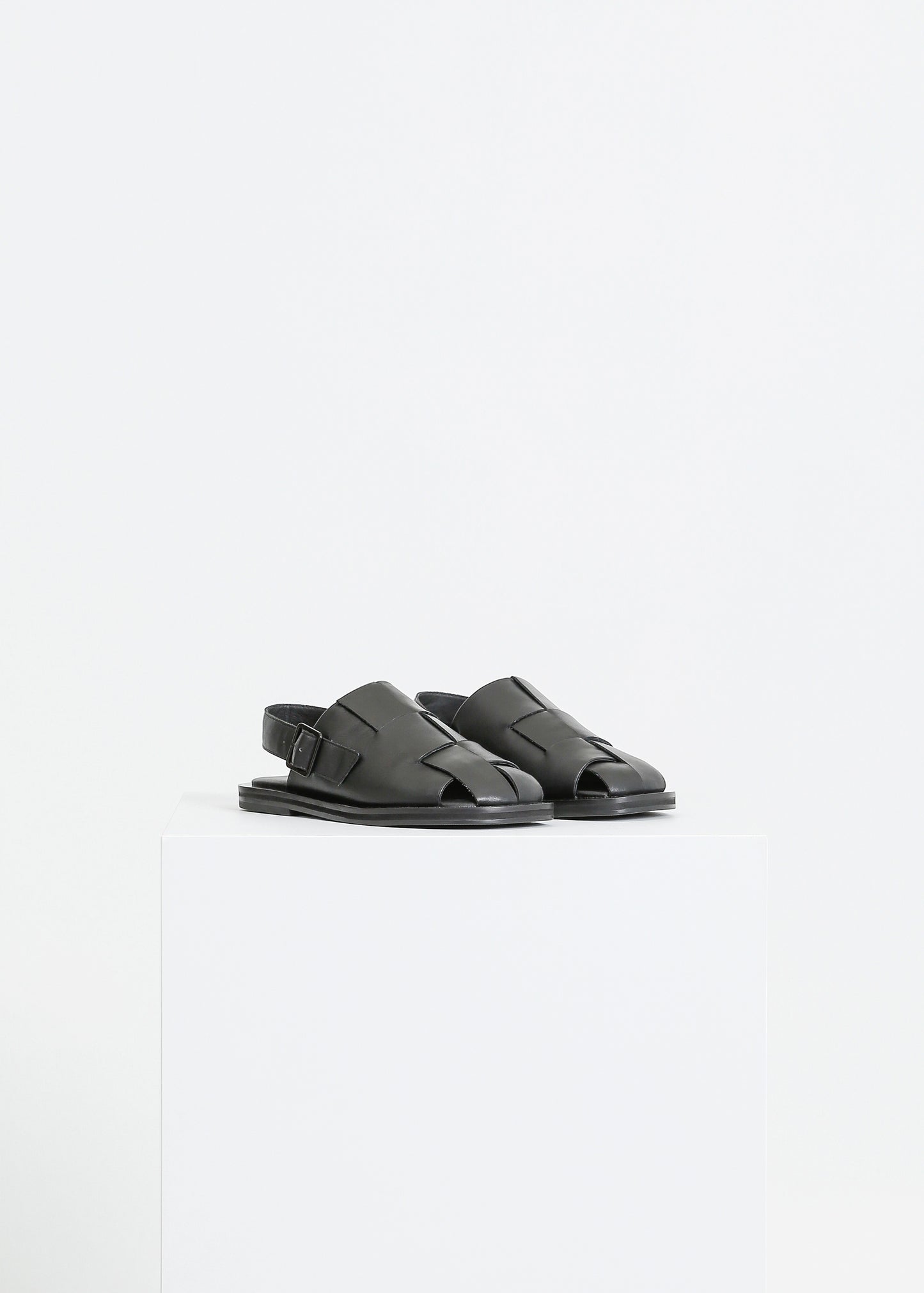 QUINN SANDAL	 / BLACK