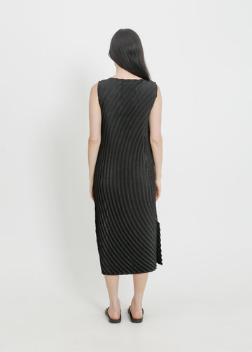 CARMELA PLEAT DRESS / BLACK