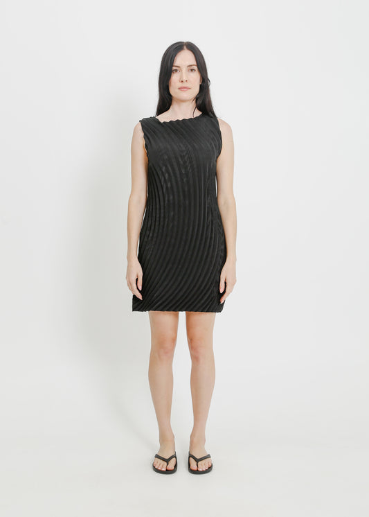 AISHA PLEAT DRESS  / BLACK