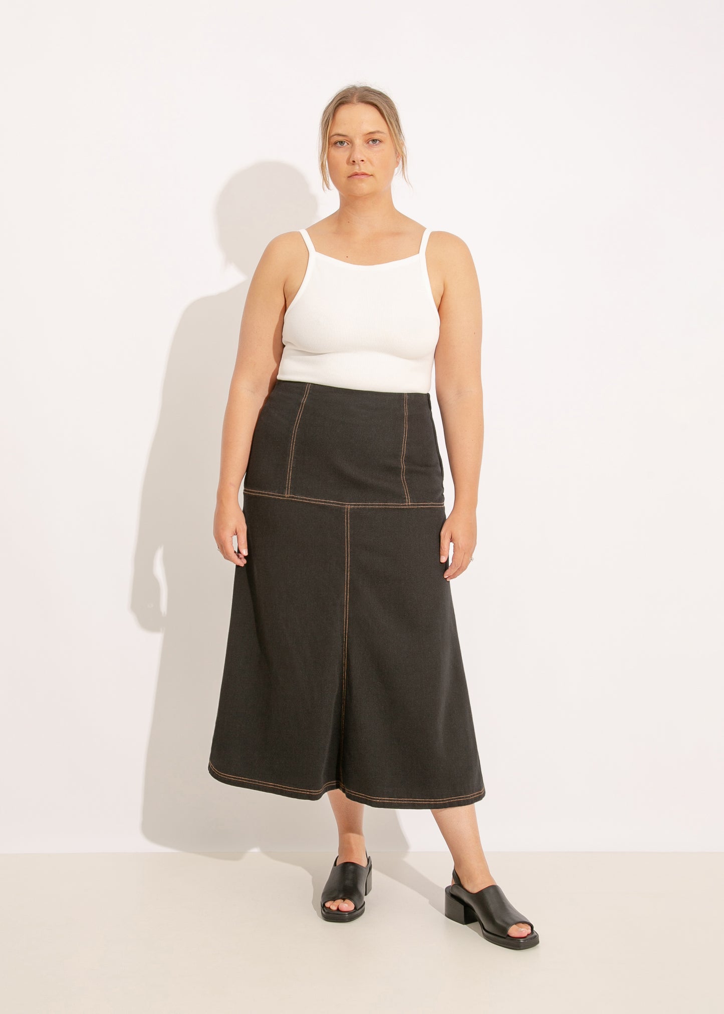 W24 | ATHENA DENIM SKIRT / BLACK