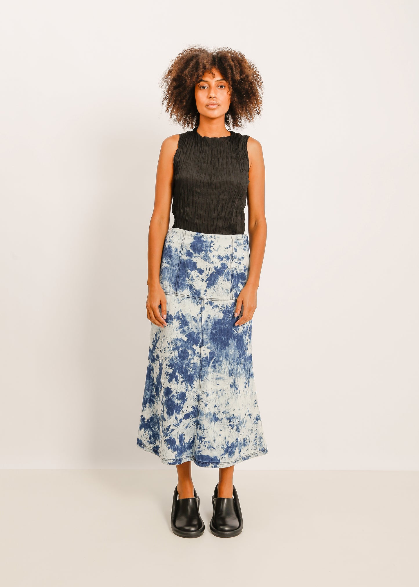 W24 | ATHENA DENIM SKIRT / BLUE-WHITE