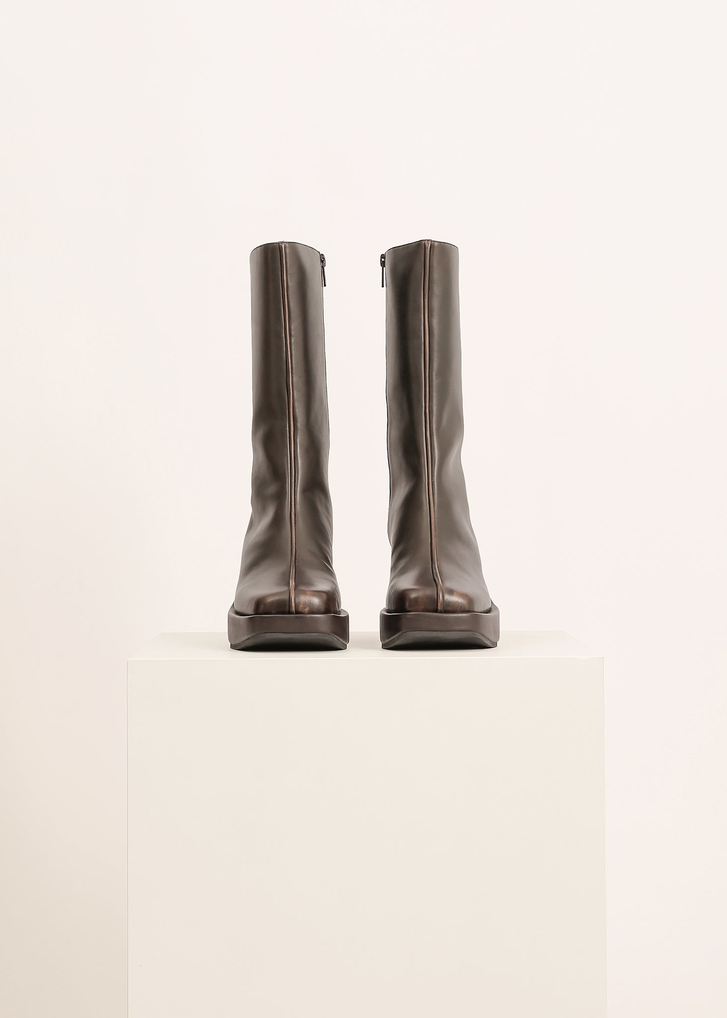 W24 | DERNA BOOT / BROWN-TAN