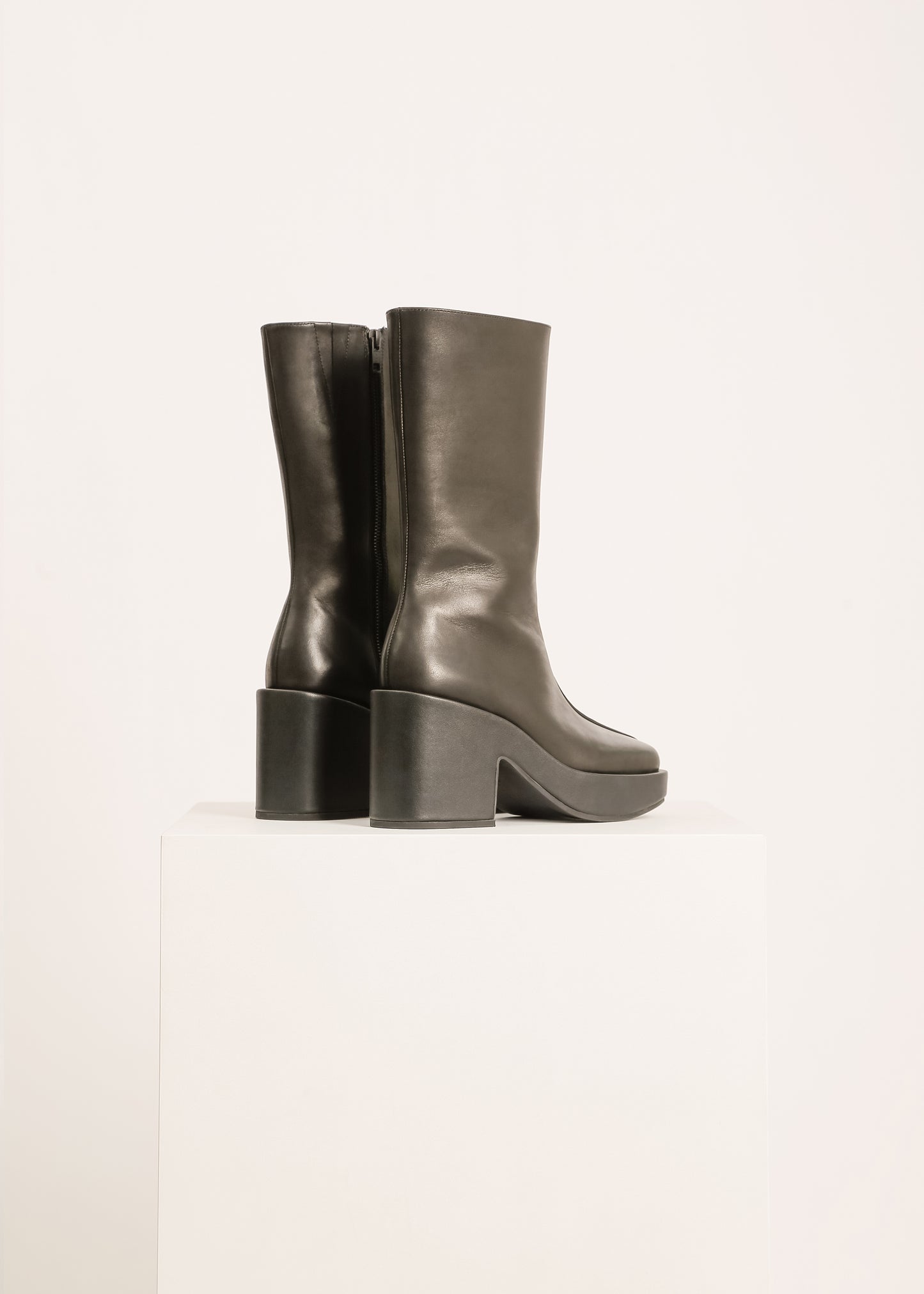 W24 | DERNA BOOT / BLACK