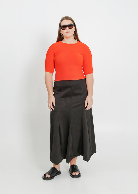 RUNE PLEAT TOP / POPPY