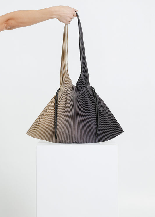 ASH PLEAT TOTE / CHARCOAL-BEIGE