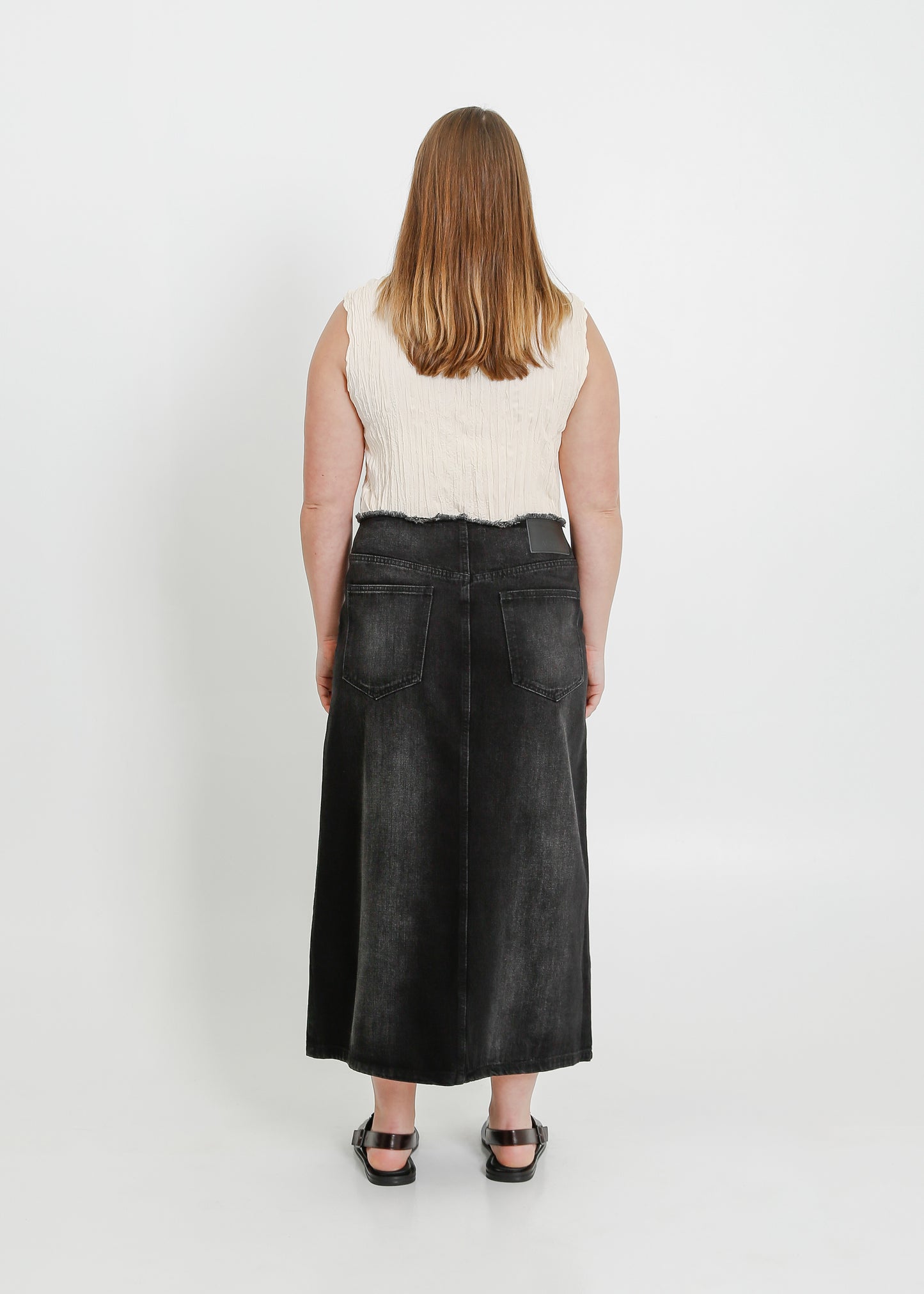 REIGN DENIM SKIRT / BLACK