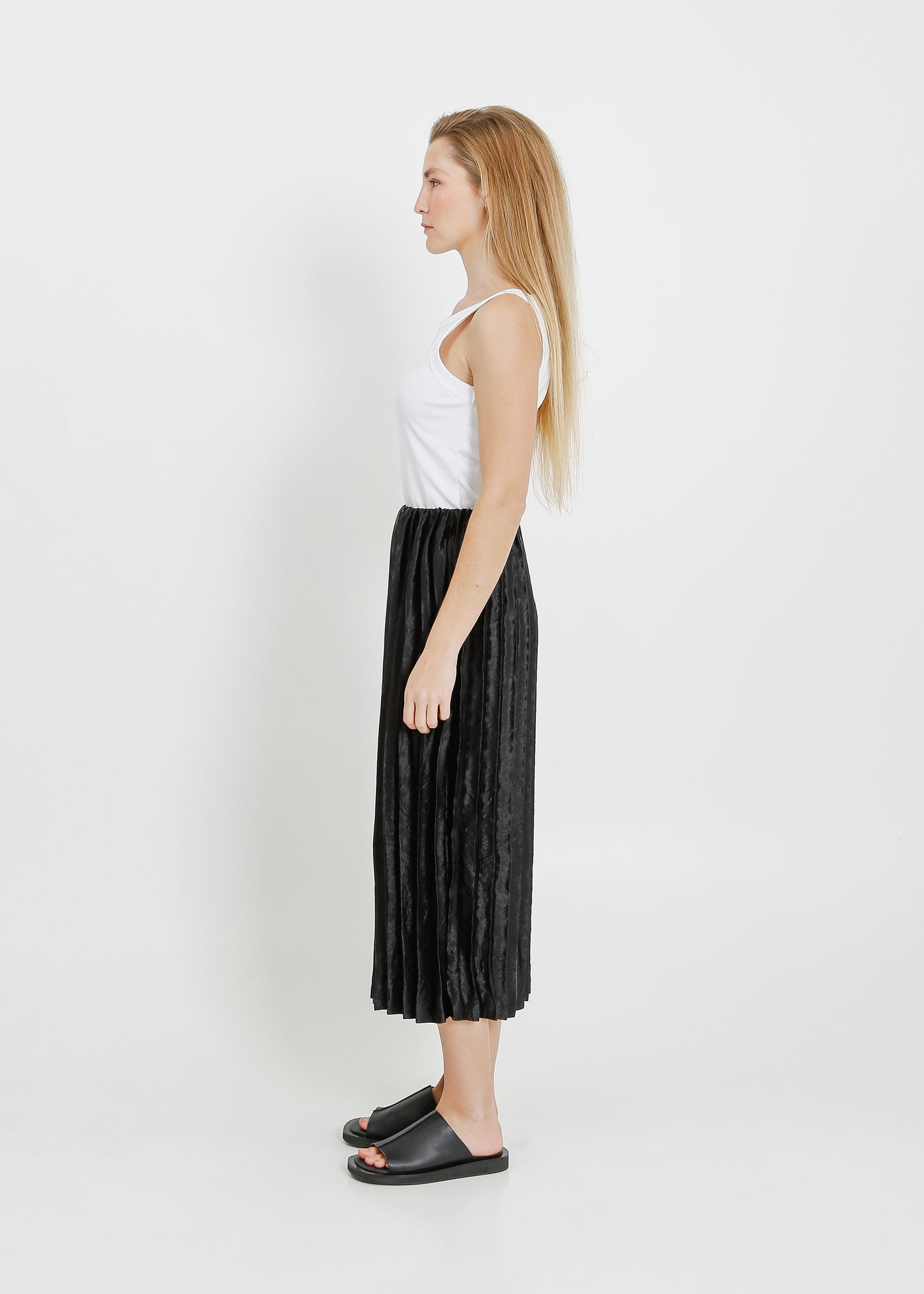 RILO PLEAT SKIRT / BLACK