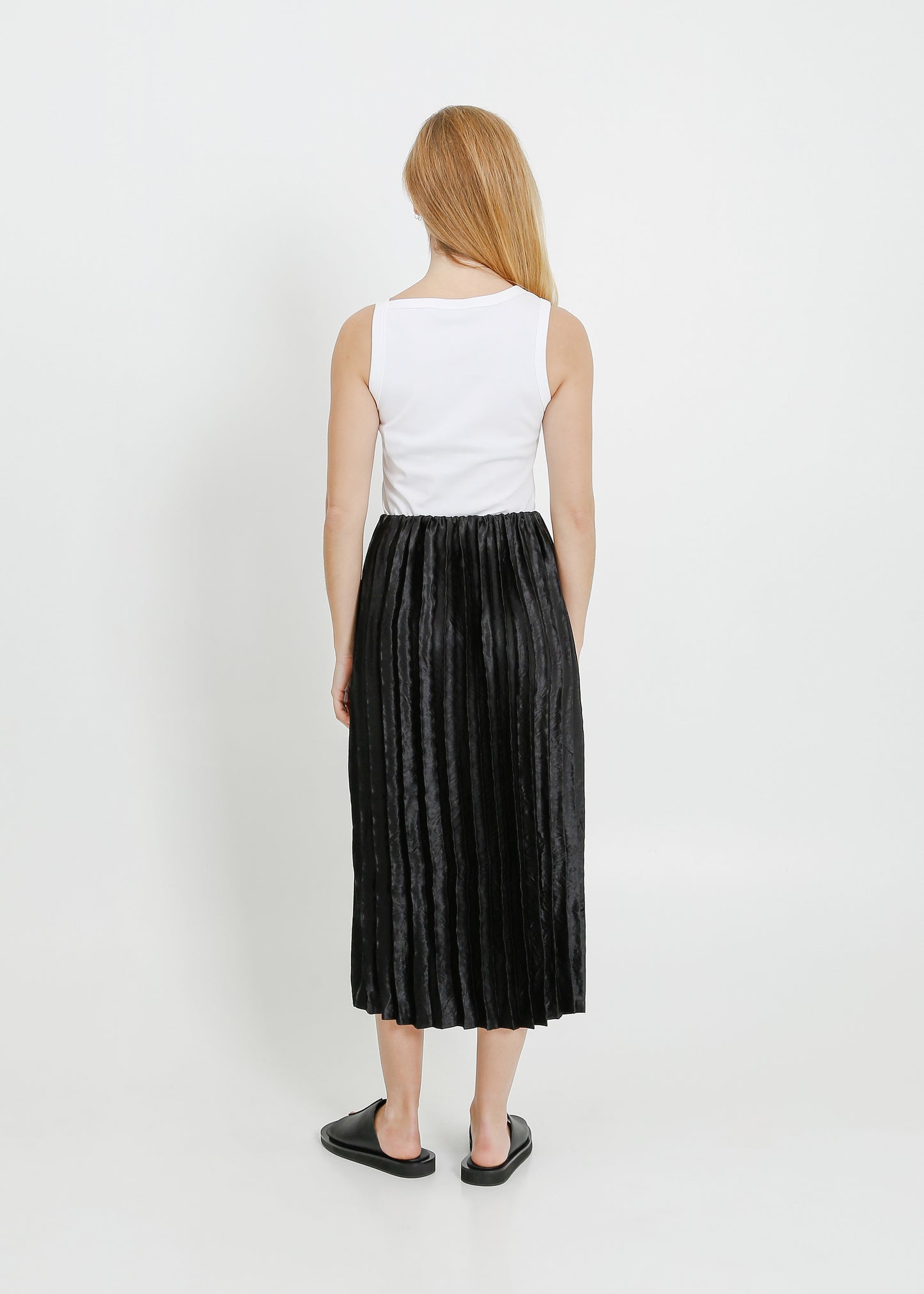 RILO PLEAT SKIRT / BLACK