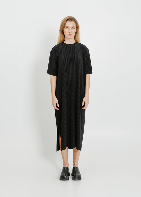 STORY PLEAT TEE DRESS / BLACK