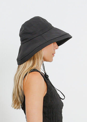 SAYA HAT / BLACK