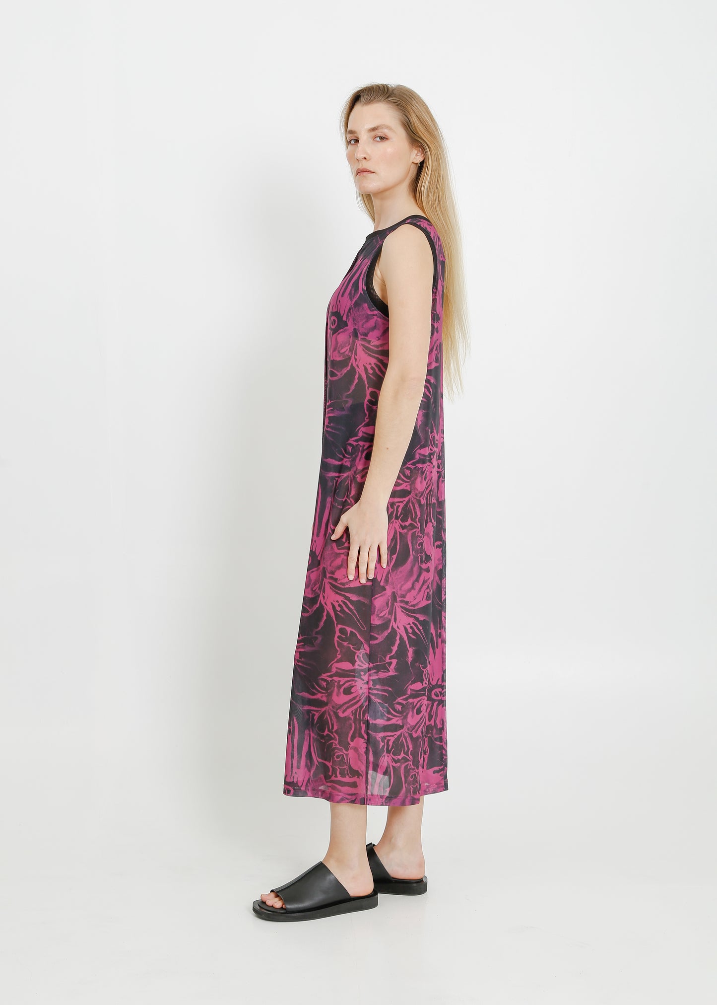 PALMER TANK DRESS / MAGENTA-BLACK