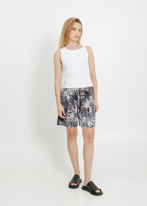 LUCKY PLEAT SHORT / BONE-BLACK