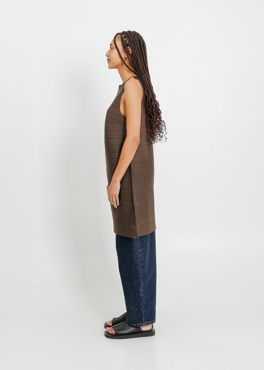 RICKI PLEAT DRESS / CHOCOLATE