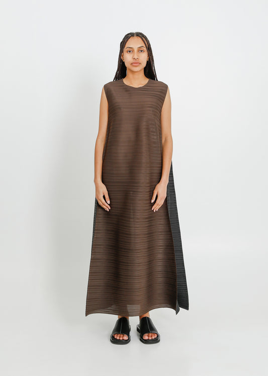 ZIGGY PLEAT DRESS / CHOCOLATE-BLACK