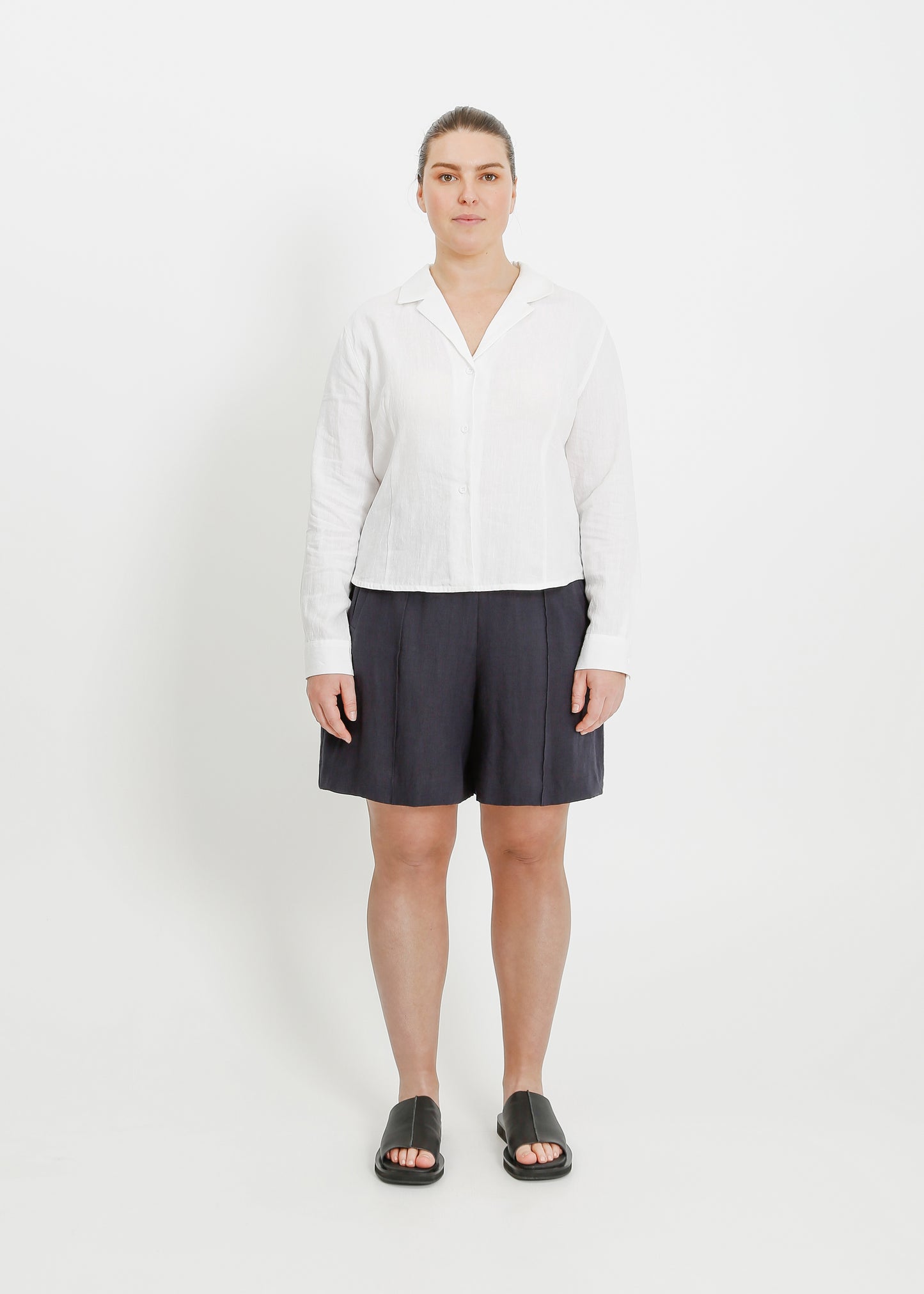 MARINA SHORT / NAVY