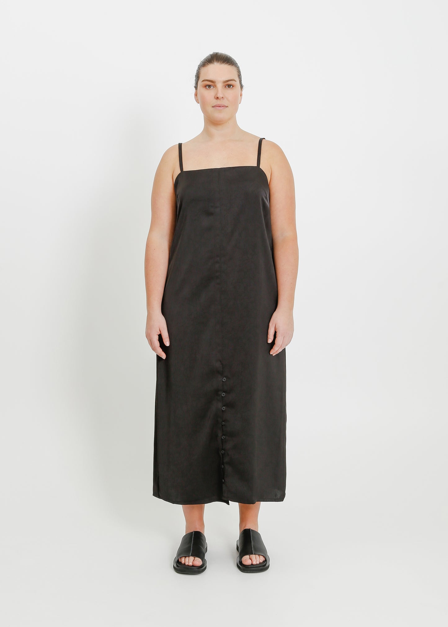 VERE SLIP DRESS / BLACK