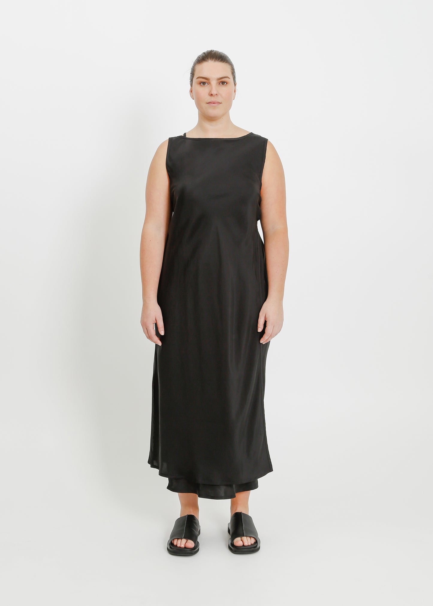 LAYNE DRESS / ONYX