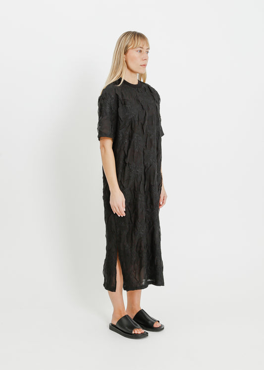 STORY PLEAT TEE DRESS / ONYX