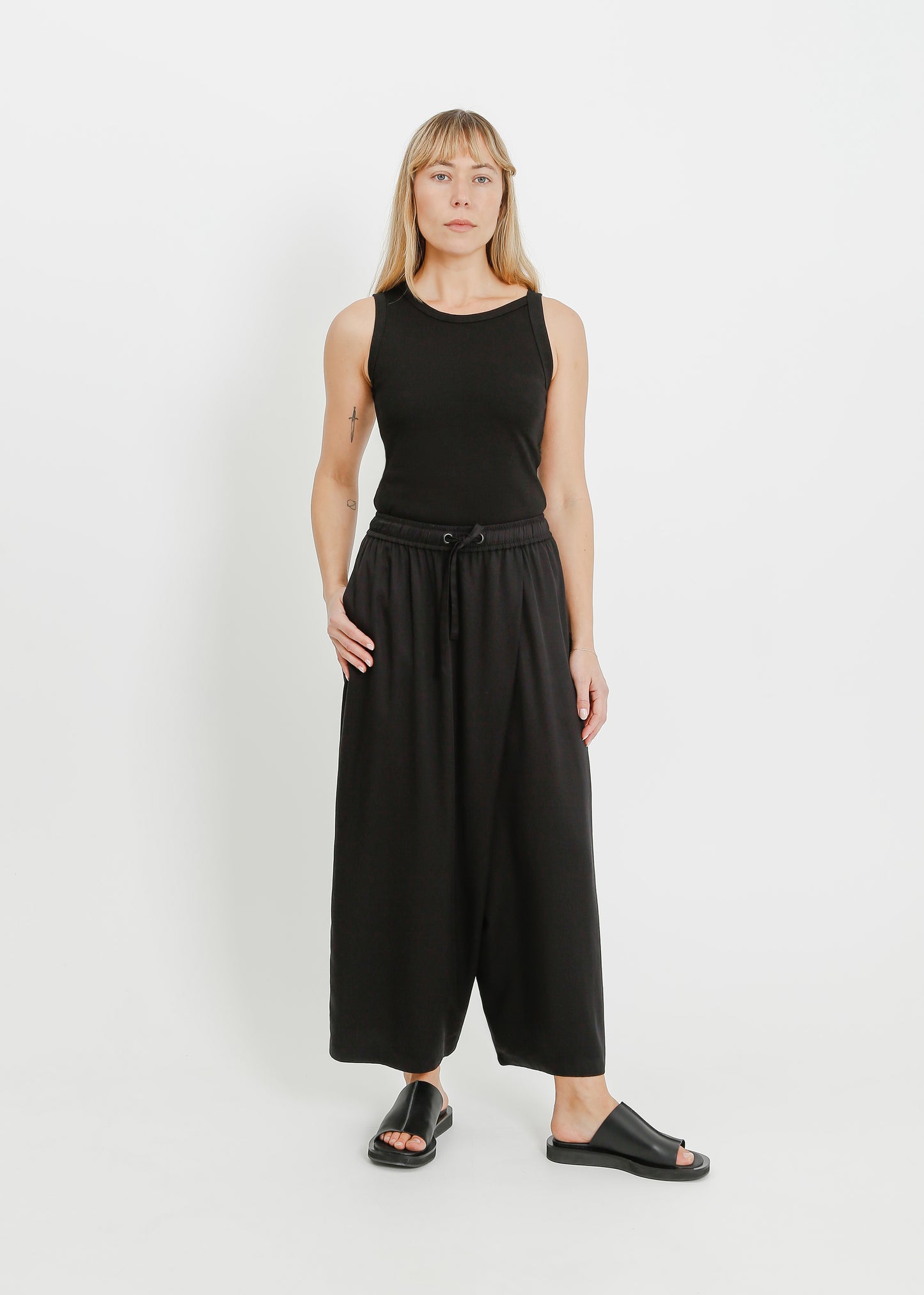 PAMELA CULOTTE / ONYX