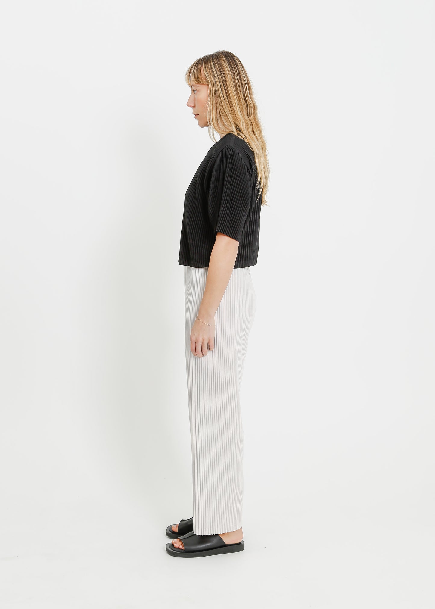 CHANDLER PLEAT TEE / BLACK