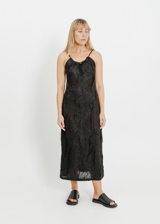 LOWEN PLEAT DRESS / ONYX