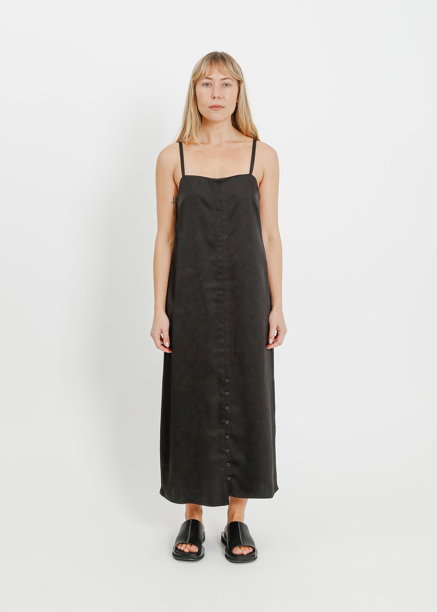 VERE SLIP DRESS / BLACK