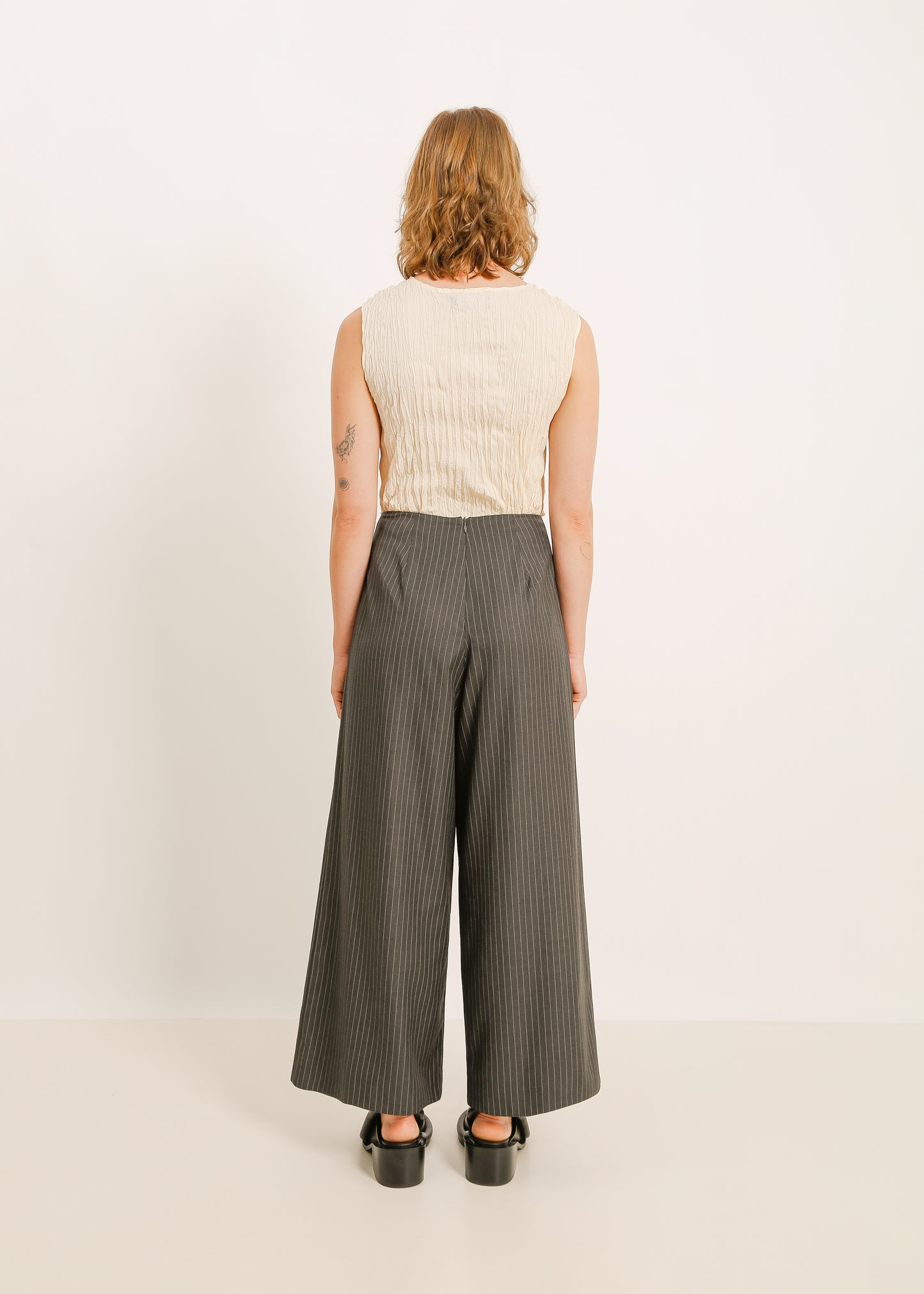 W24 | GERTRUDE PANT / CHARCOAL PINSTRIPE